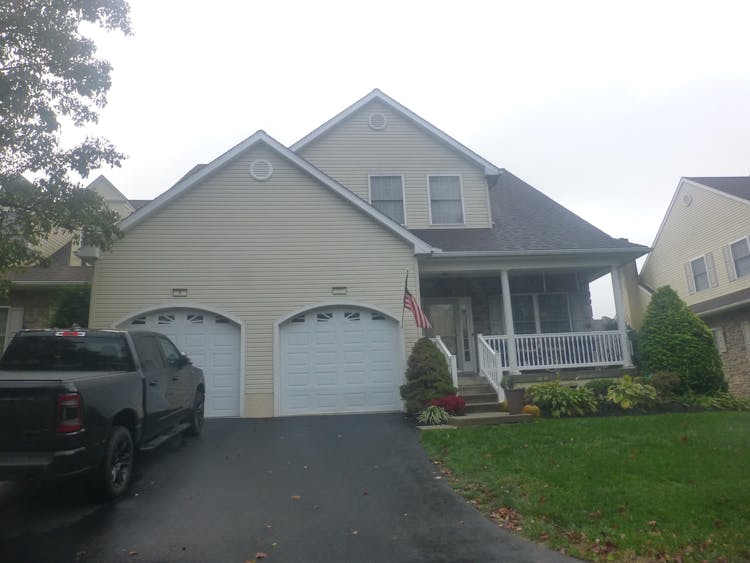 8 White Drive Honey Brook, PA 19344, Chester County