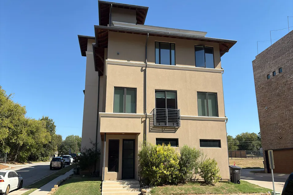 2500 Galvez Ave Fort Worth, TX 76111, Tarrant County
