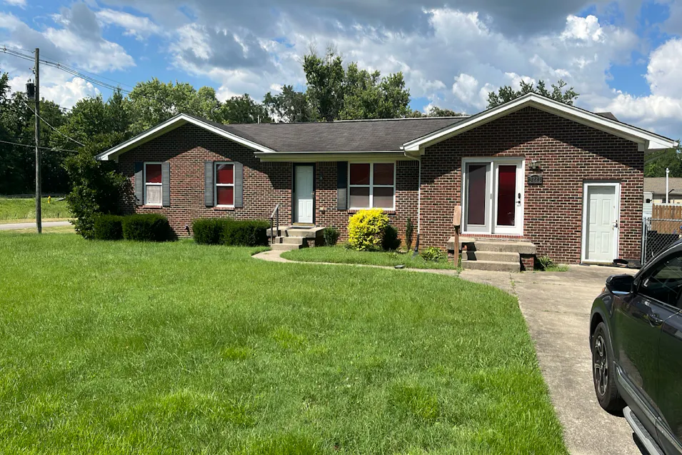 3223 La Vel Lane Louisville, KY 40216, Jefferson County