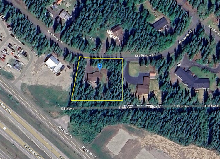 3068 Kris Kringle Dr North Pole, AK 99705, Fairbanks County