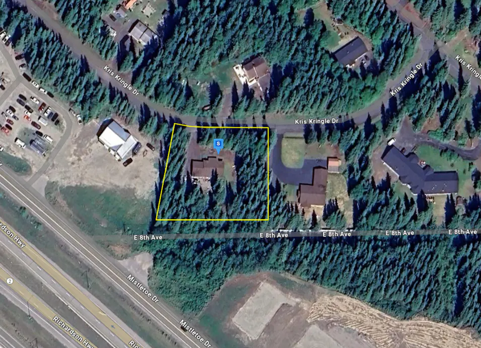 3068 Kris Kringle Dr North Pole, AK 99705, Fairbanks County
