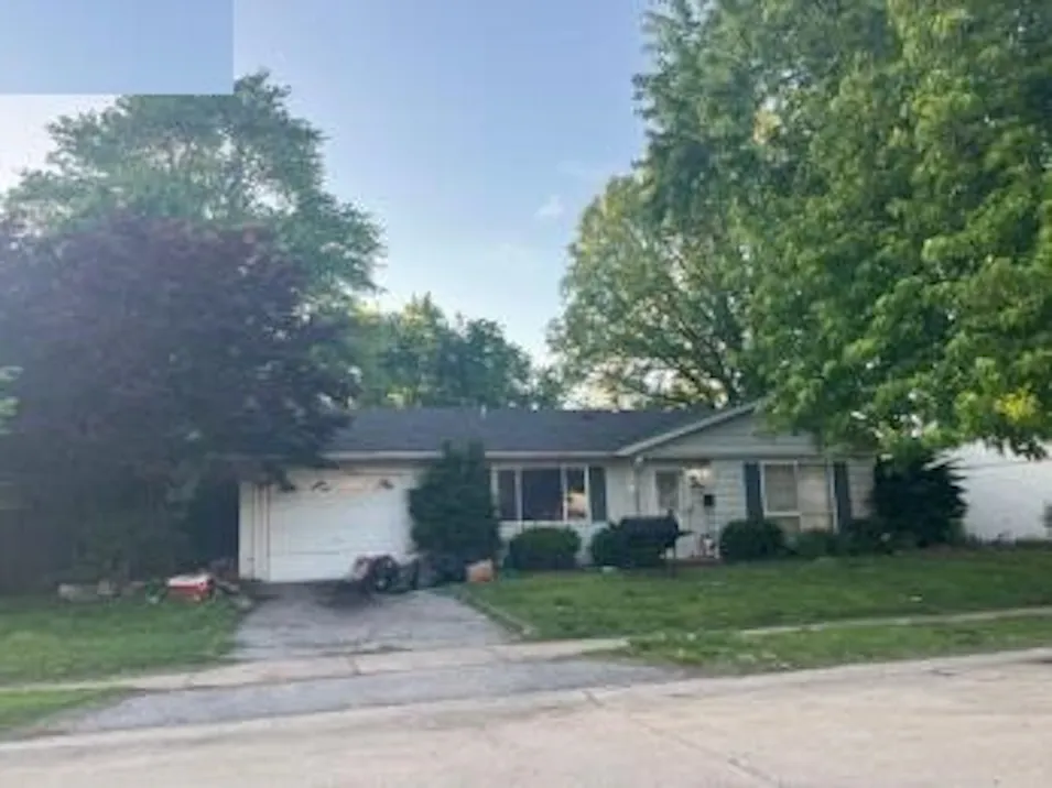 2541 Northbridge Ct Granite City, IL 62040, Madison County