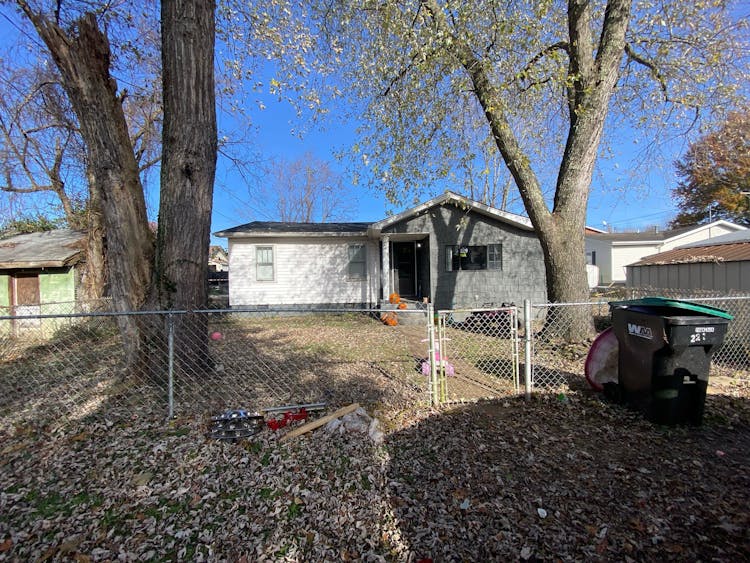 120 Pennsylvania Ave N Saint Albans, WV 25177, Kanawha County