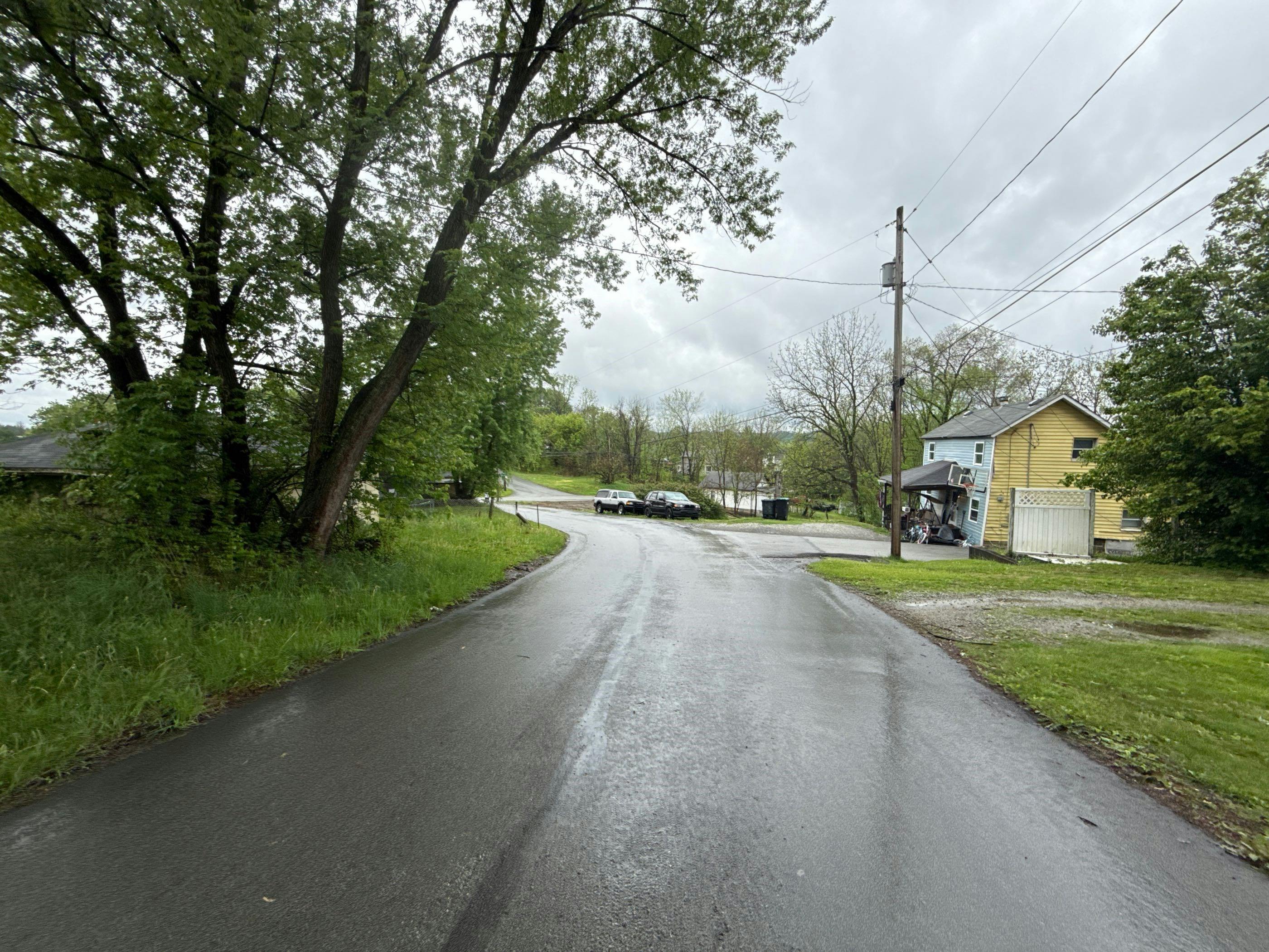 Ewing St, Washington, PA 15301