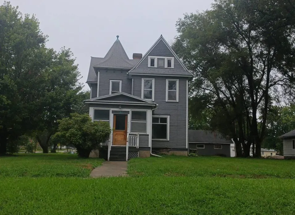 208 W Skillet Ave Dayton, IA 50530, Webster County