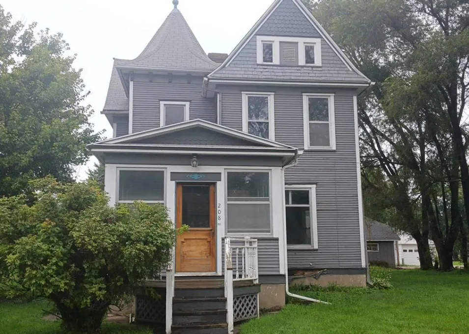 208 W Skillet Ave Dayton, IA 50530, Webster County
