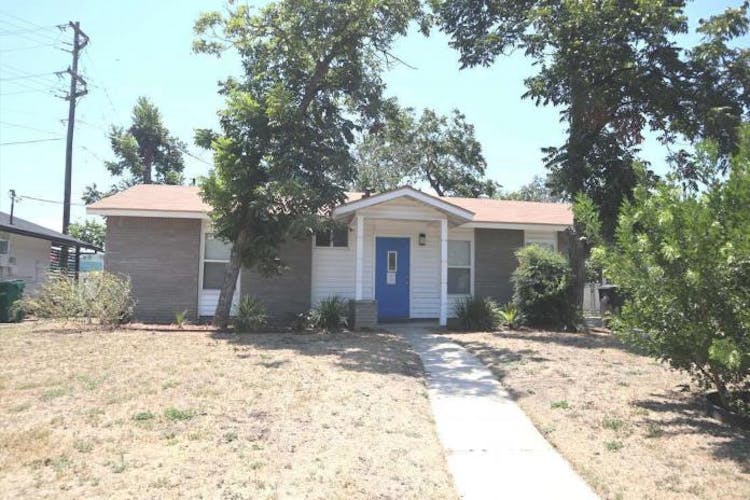 634 Pinewood Ln San Antonio, TX 78216, Bexar County