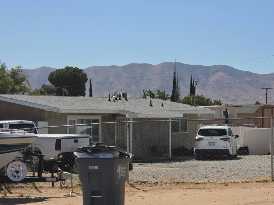 17940 Juniper Ct Hesperia, CA 92345, San Bernardino County