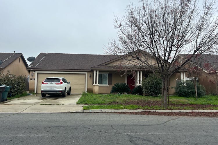 1799 Capistrano Ave Tulare, CA 93274, Tulare County
