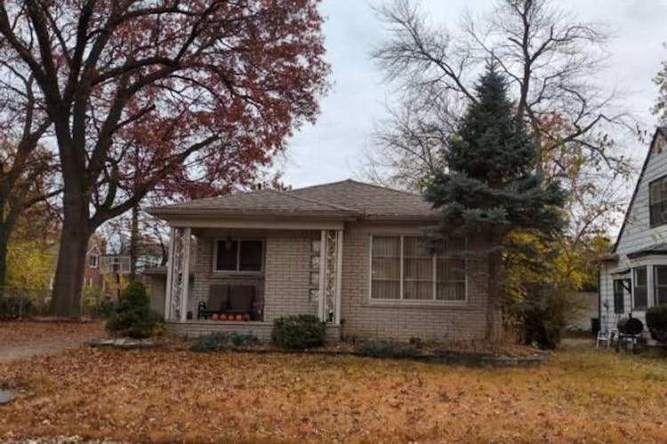 22065 Roxford St Detroit, MI 48219, Wayne County