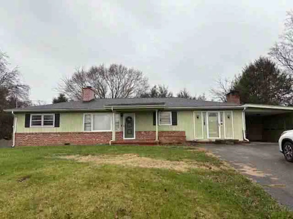 206 Cloverdale Pl Bristol, TN 37620, Sullivan County