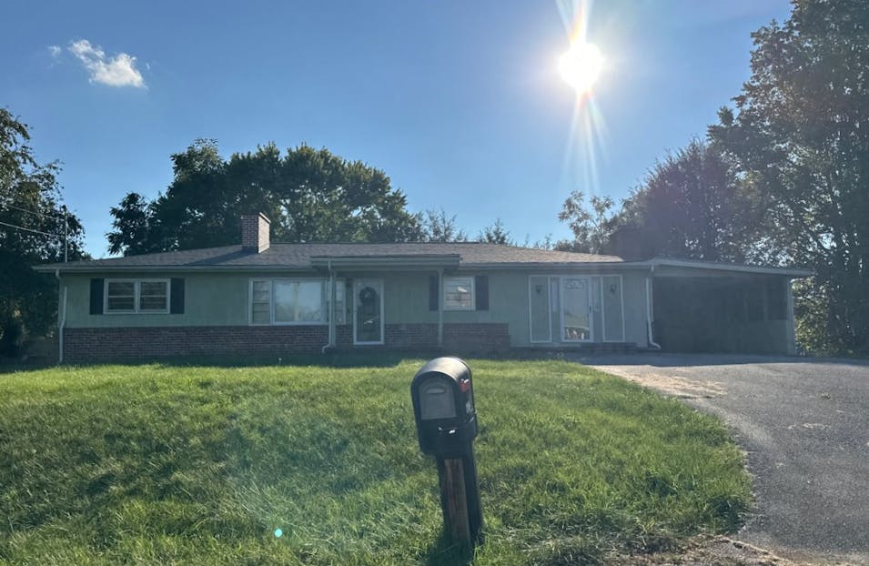 206 Cloverdale Pl Bristol, TN 37620, Sullivan County