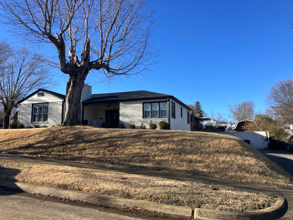 1322 Putnam Street Kingsport, TN 37660, Sullivan County