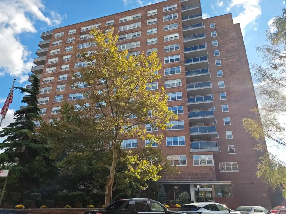 111 -20 73rd Ave Apt 8d 8d Forest Hills, NY 11375, Queens County