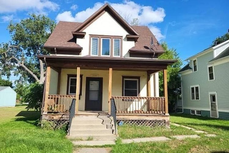 2646 Penn Ave N Minneapolis, MN 55411, Hennepin County