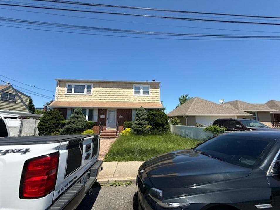 1314 Globe Avenue Elmont, NY 11003, Nassau County
