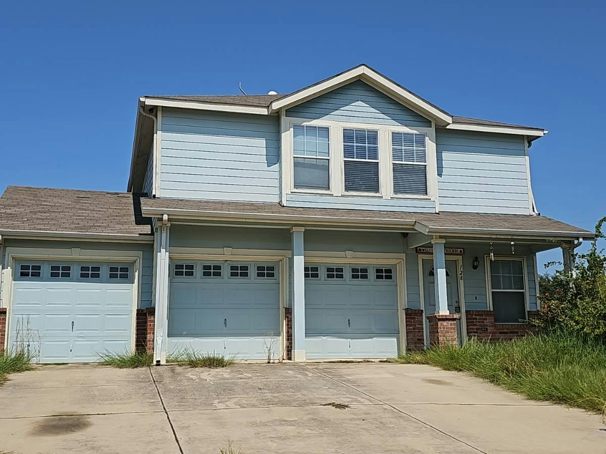 Leland Ln, Ukiah, CA 95482