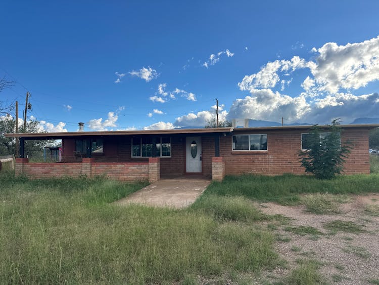 4932 E Bevers St Sierra Vista, AZ 85650, Cochise County