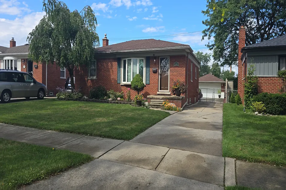 22025 Share St Saint Clair Shores, MI 48082, Macomb County