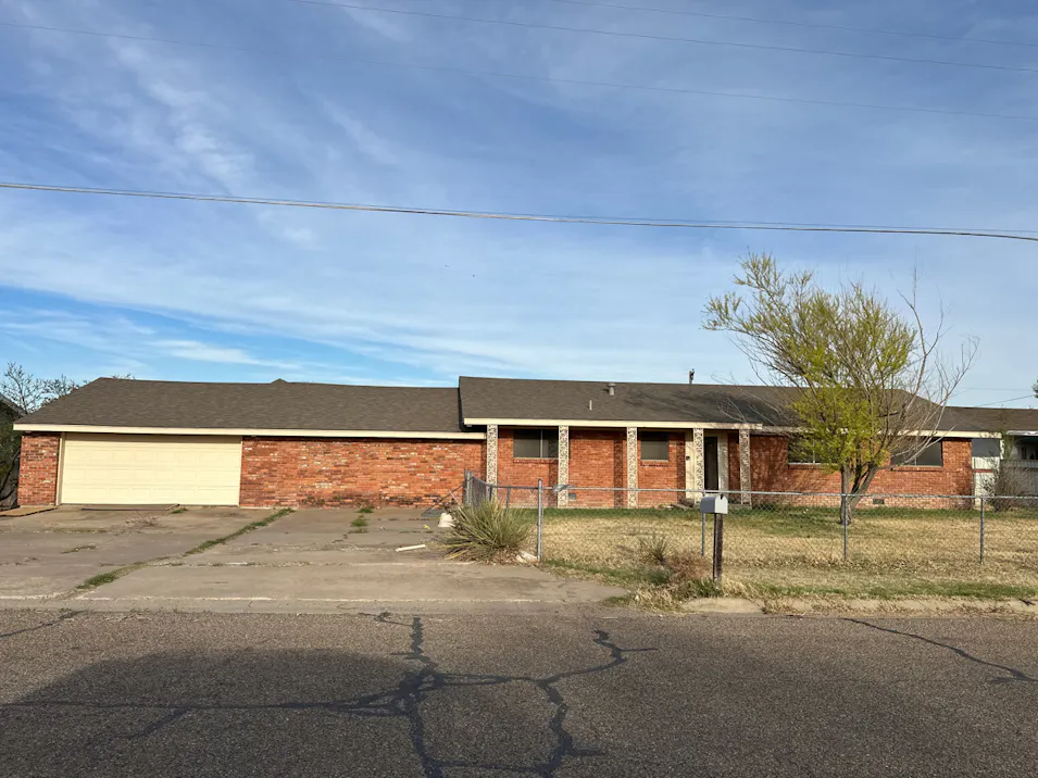 1308 Lion St Miami, TX 79059, Roberts County