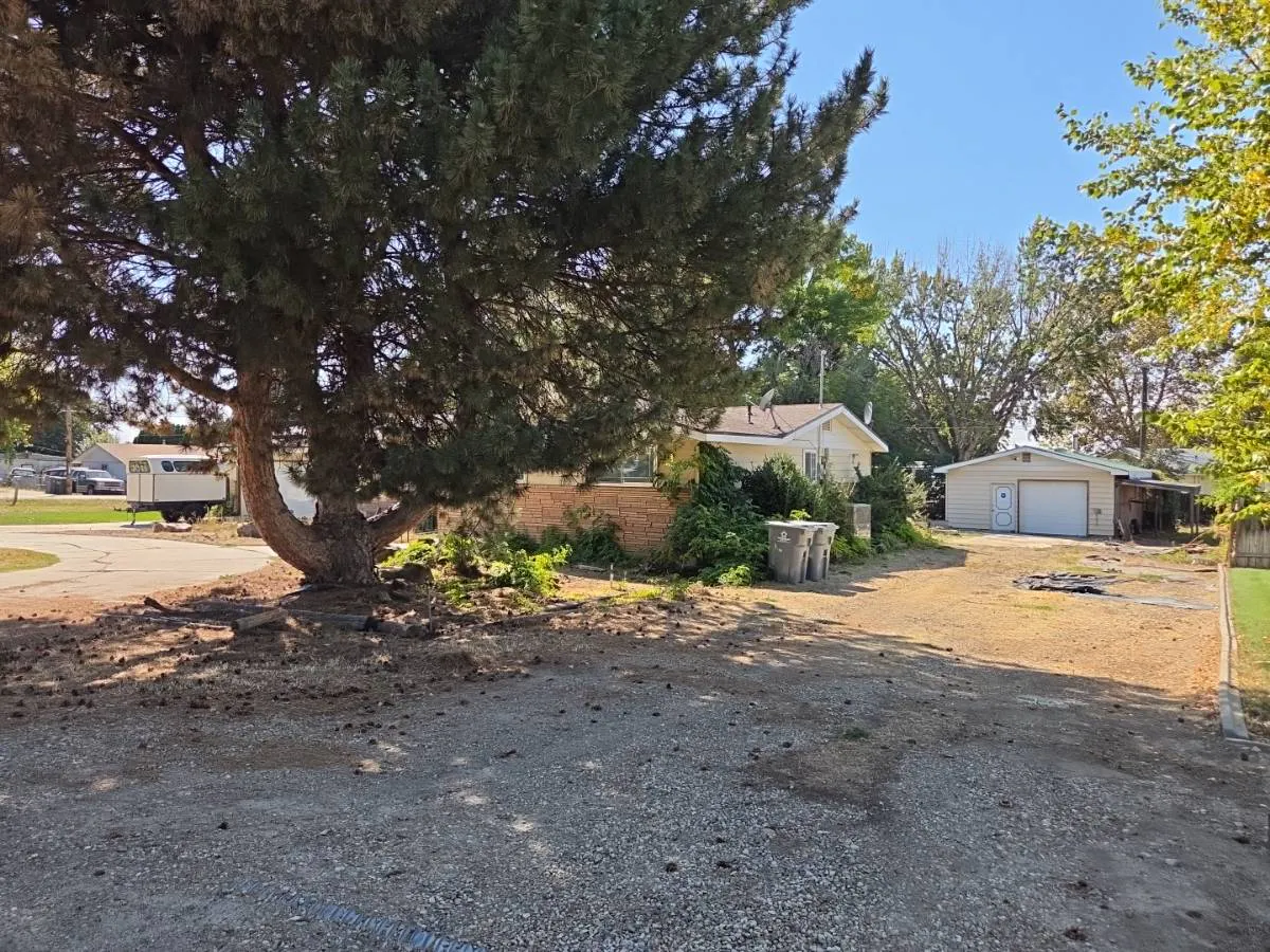 Jeanne Dr, Caldwell, ID 83607 #1