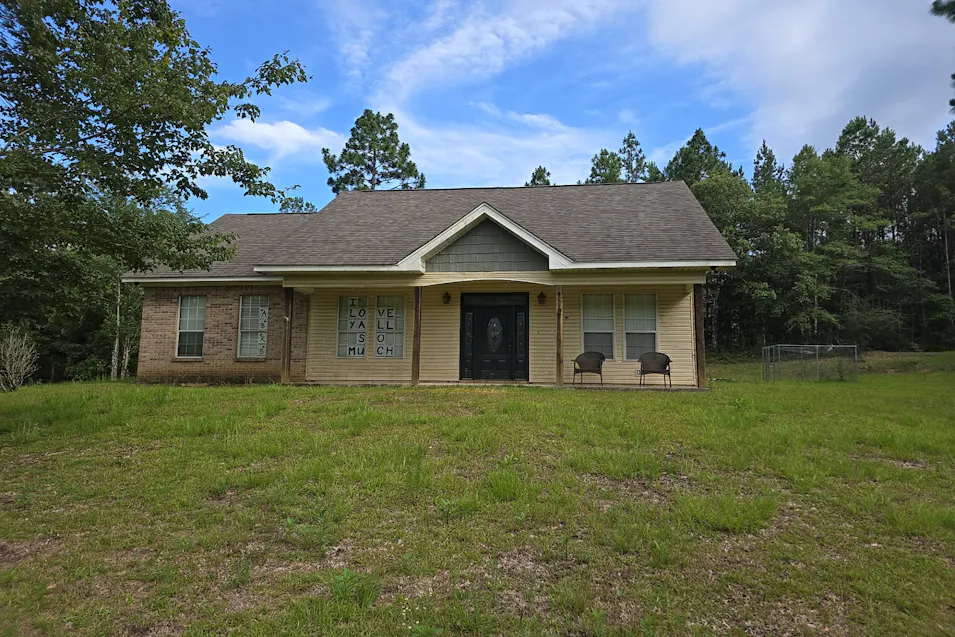 1158 J B Horne Road Hattiesburg, MS 39401, Forrest County