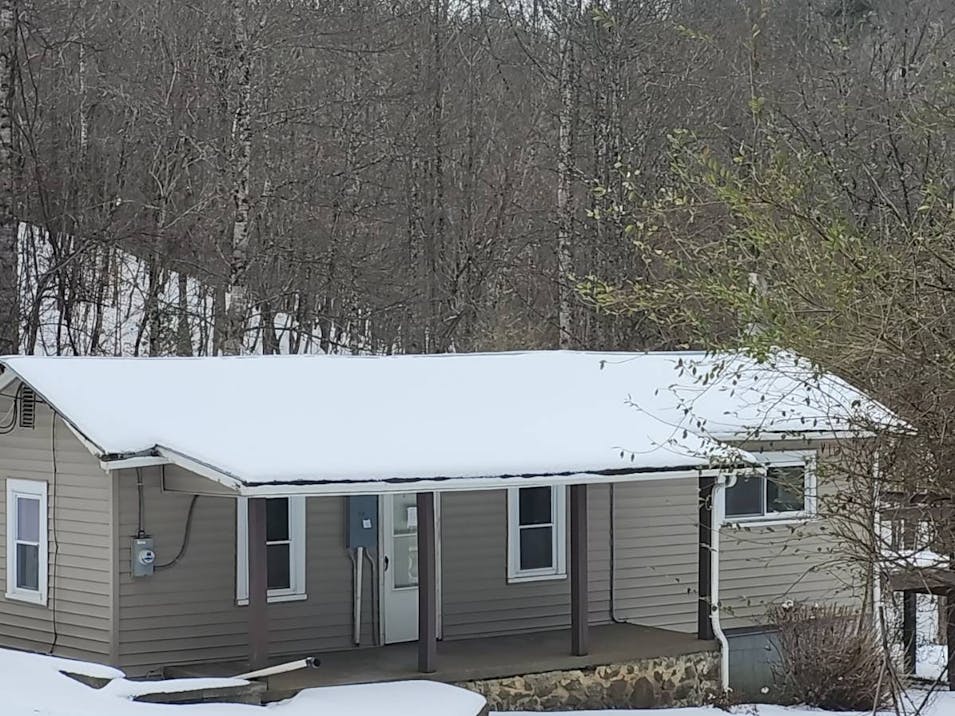 370 Sleeping Hills Farm Road Martinsville, VA 24112, Henry County