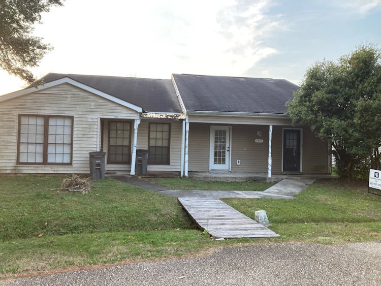 5138 Cumberland Cove Dr Baton Rouge, LA 70817, East Baton Rouge County
