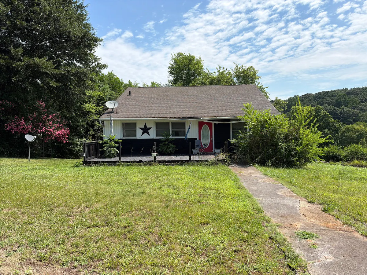 Crestview Ave, Calhoun, TN 37309