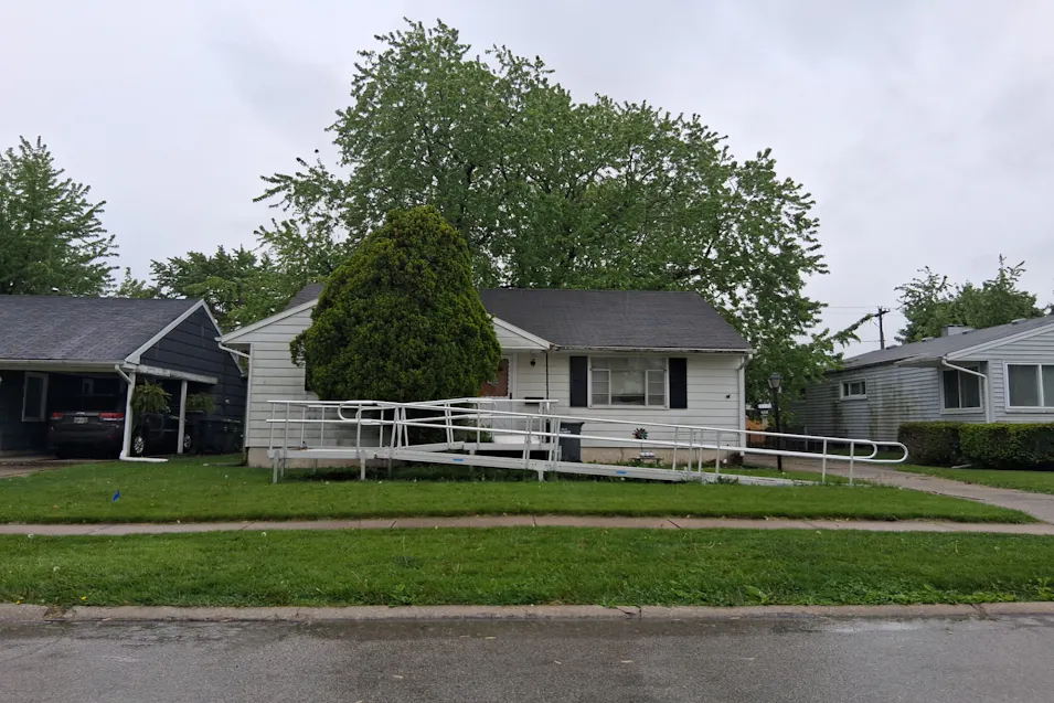 608 Midfield Dr Maumee, OH 43537, Lucas County