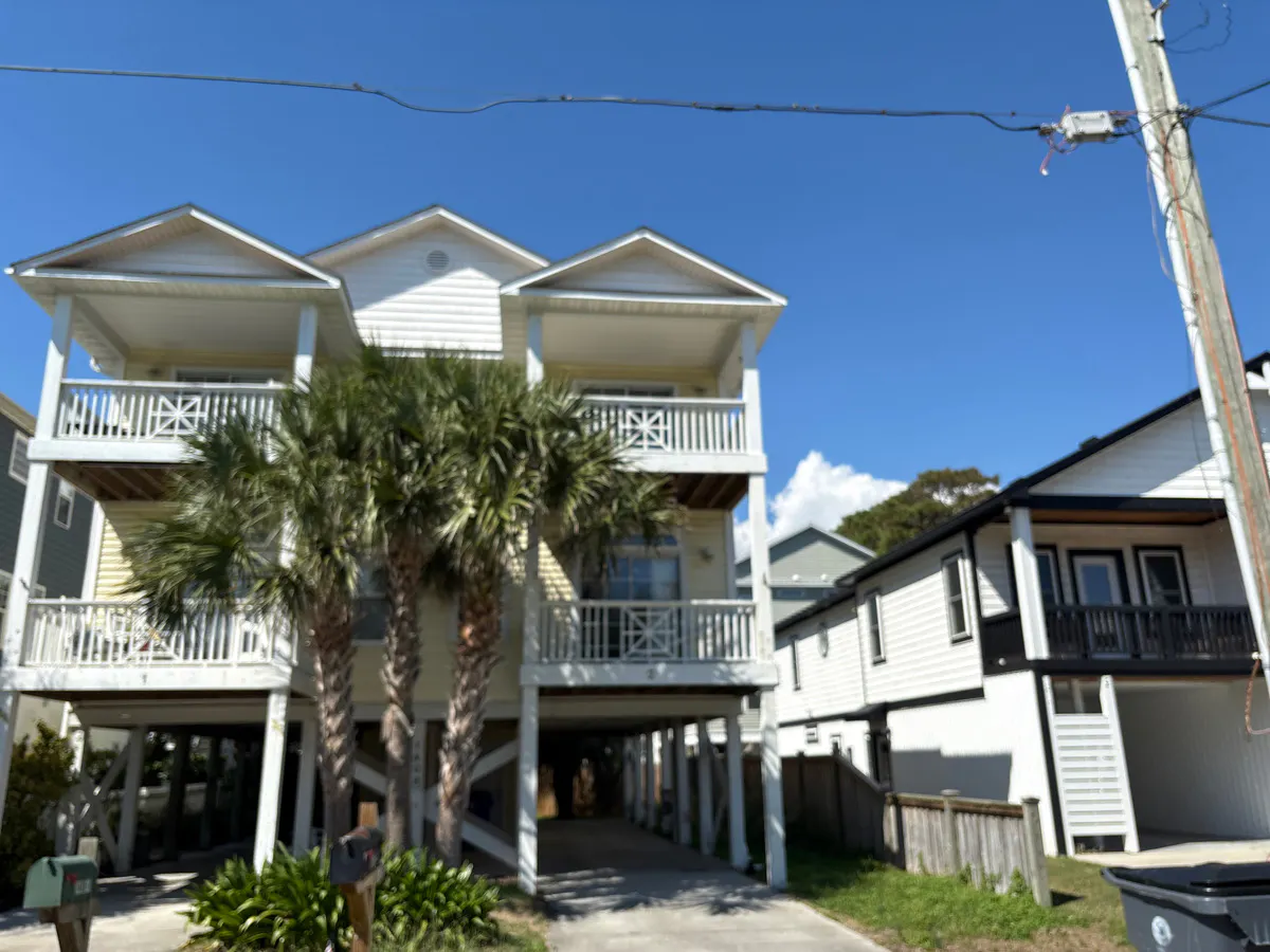 Snapper Ln, Carolina Beach, NC 28428
