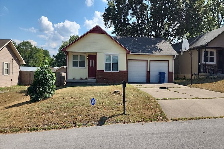 3030 W 16th St Joplin, MO 64801-3555, Jasper County