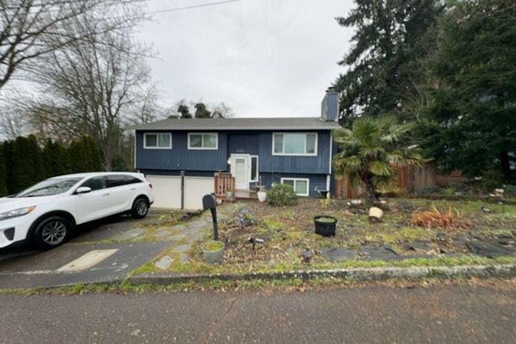 2125 SW Dolph Ct Portland, OR 97219, Multnomah County