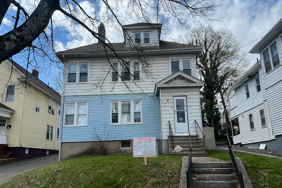 129 -13 Newbury St Hartford, CT 06114, Hartford County