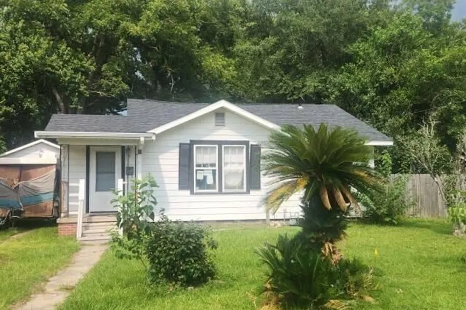 106 Pace Pkwy Cantonment, FL 32533, Escambia County