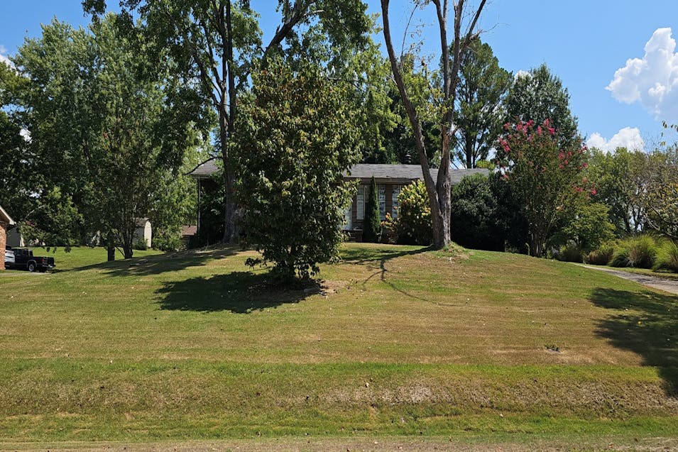 1785 Warfield Dr Clarksville, TN 37043, Montgomery County