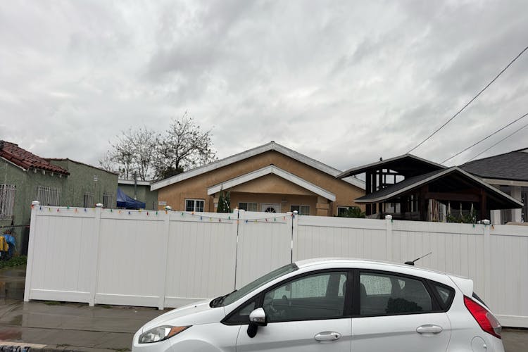 9307 Bandera St Los Angeles, CA 90002, Los Angeles County