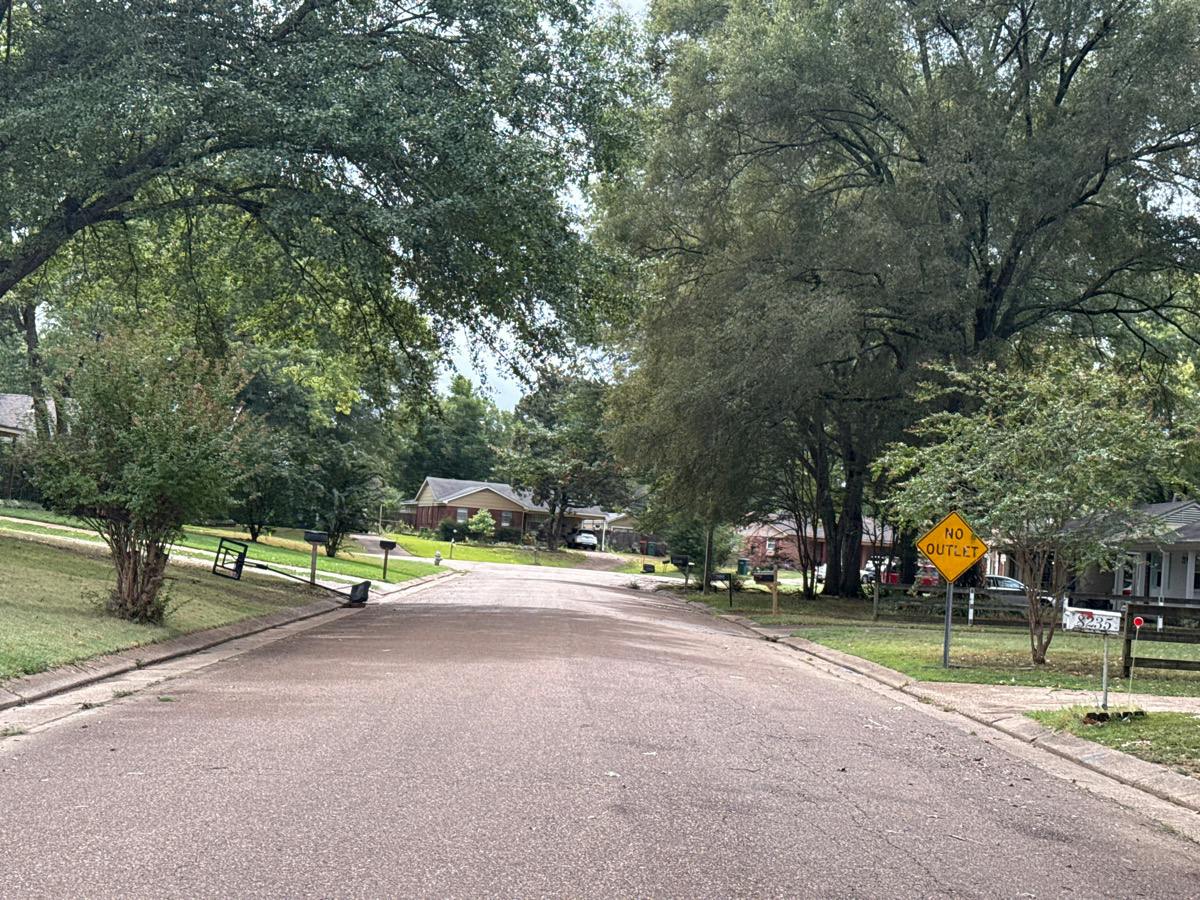 Brookhaven Dr, Southaven, MS 38671