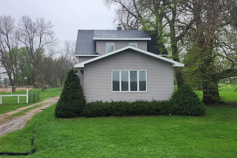 303 County Road Myrtle, MN 56036, Freeborn County
