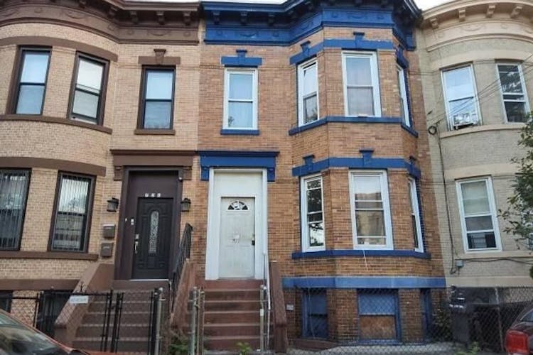 735 New Jersey Avenue Brooklyn, NY 11207, Kings County