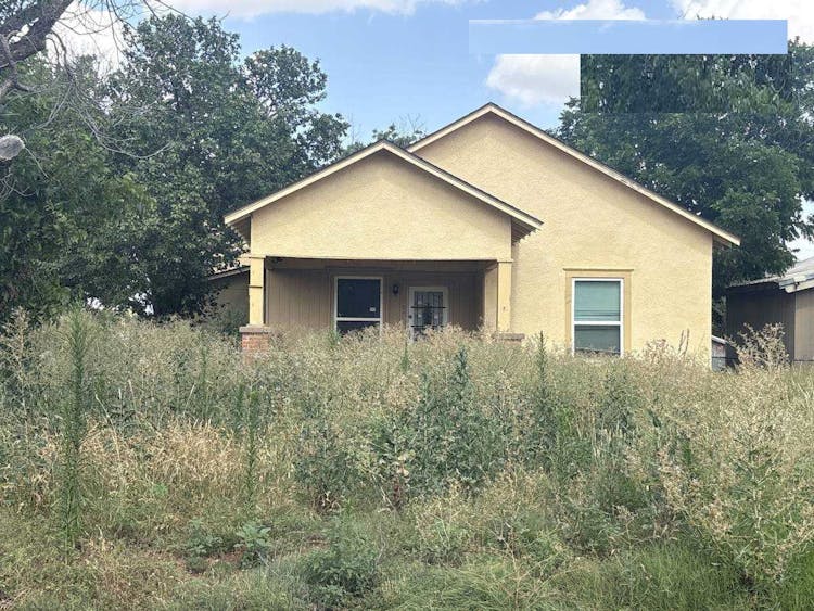 724 N 1st St Crowell, TX 79227, Foard County