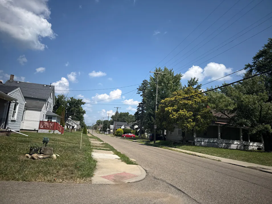 1857 Maple Ave NE Canton, OH 44705, Stark County