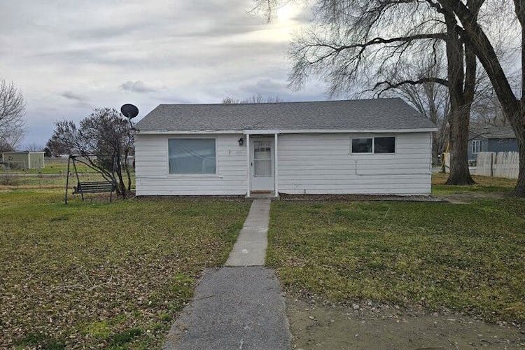 918 E 27th Ave Kennewick, WA 99337, Benton County