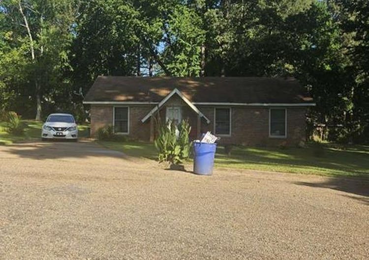 18 Begonia Court Jackson, MS 39206, Hinds County