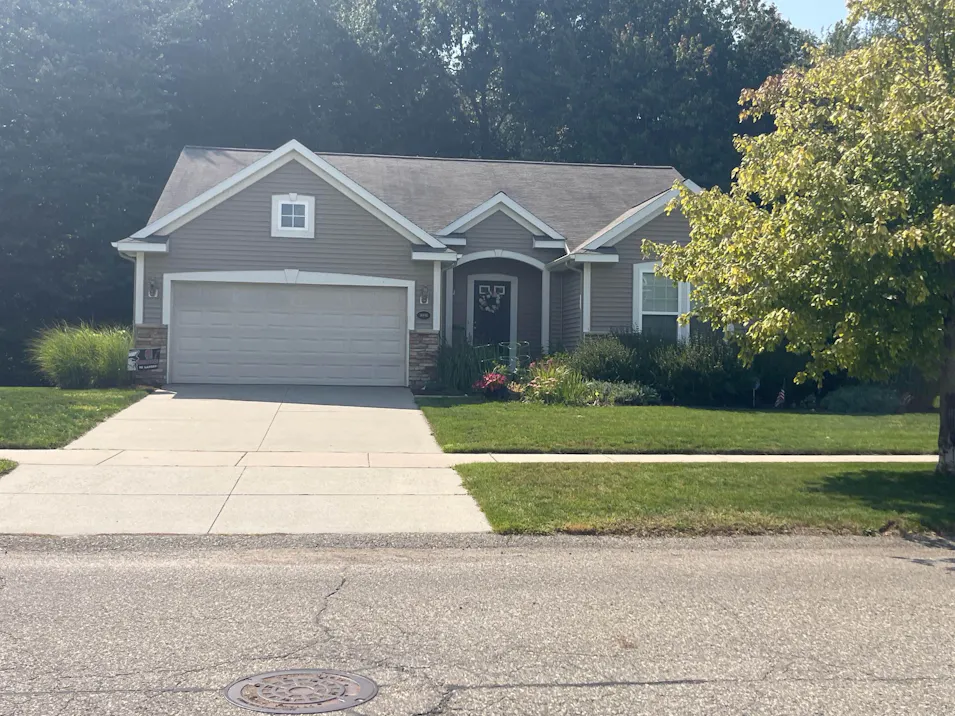 16991 Birchview Dr Nunica, MI 49448, Ottawa County