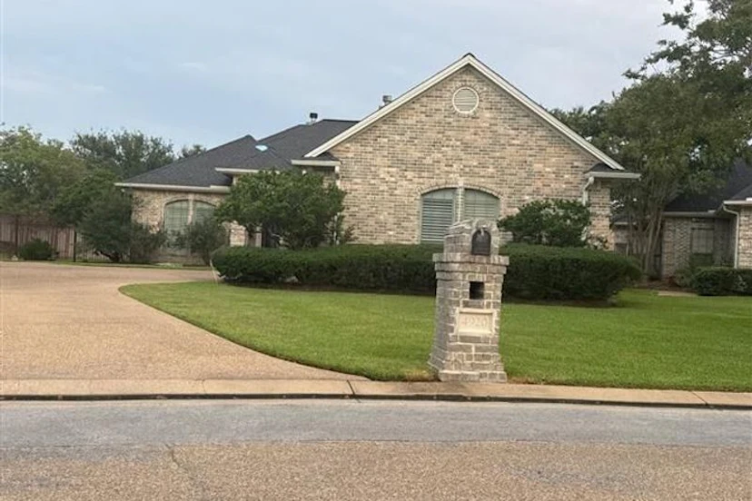 4920 Fairfield Court