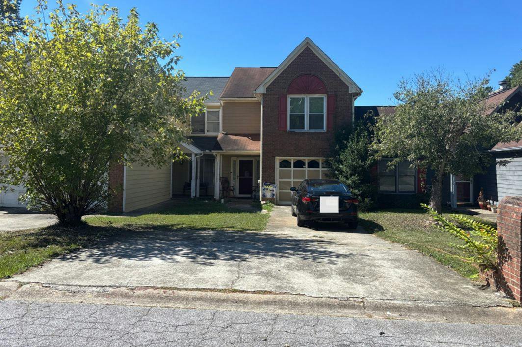 Woodlake Dr, Riverdale, GA 30274