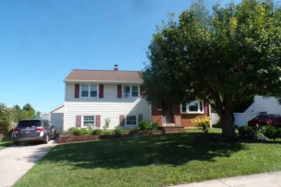 204 Lauren Drive Wilmington, DE 19804, New Castle County