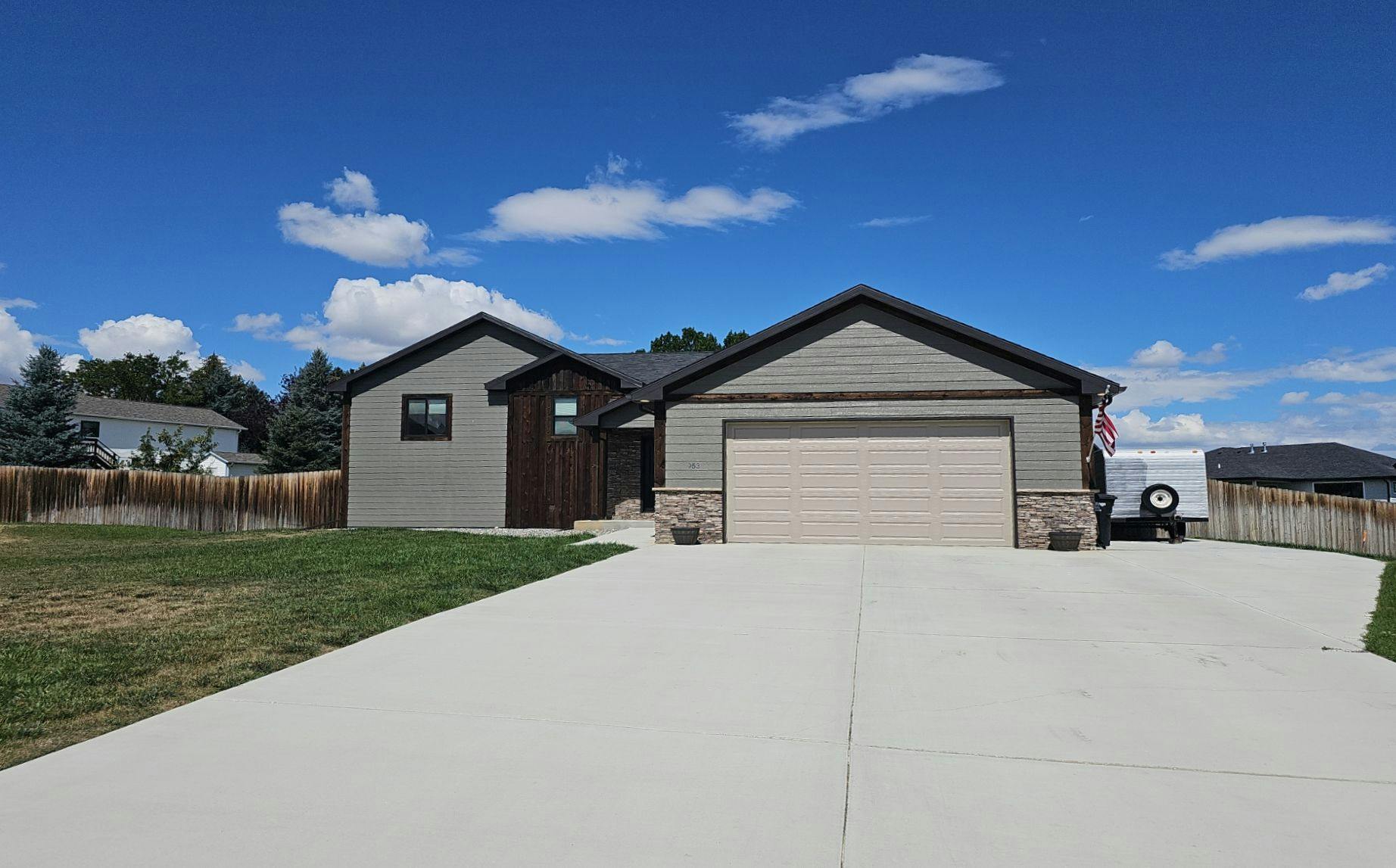 Tierra Dr, Billings, MT 59105