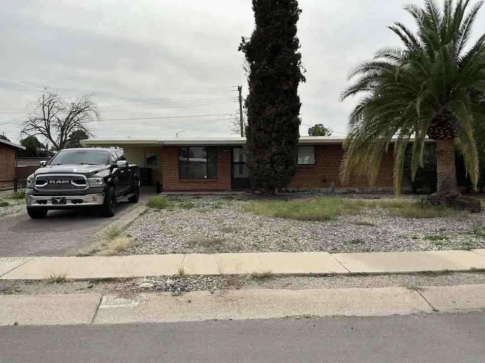 6902 East Calle Neptuno Tucson, AZ 85710, Pima County